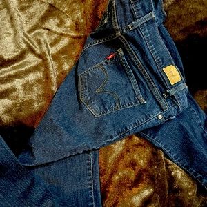 Levis perfect slimming 512 bootcut 10M
